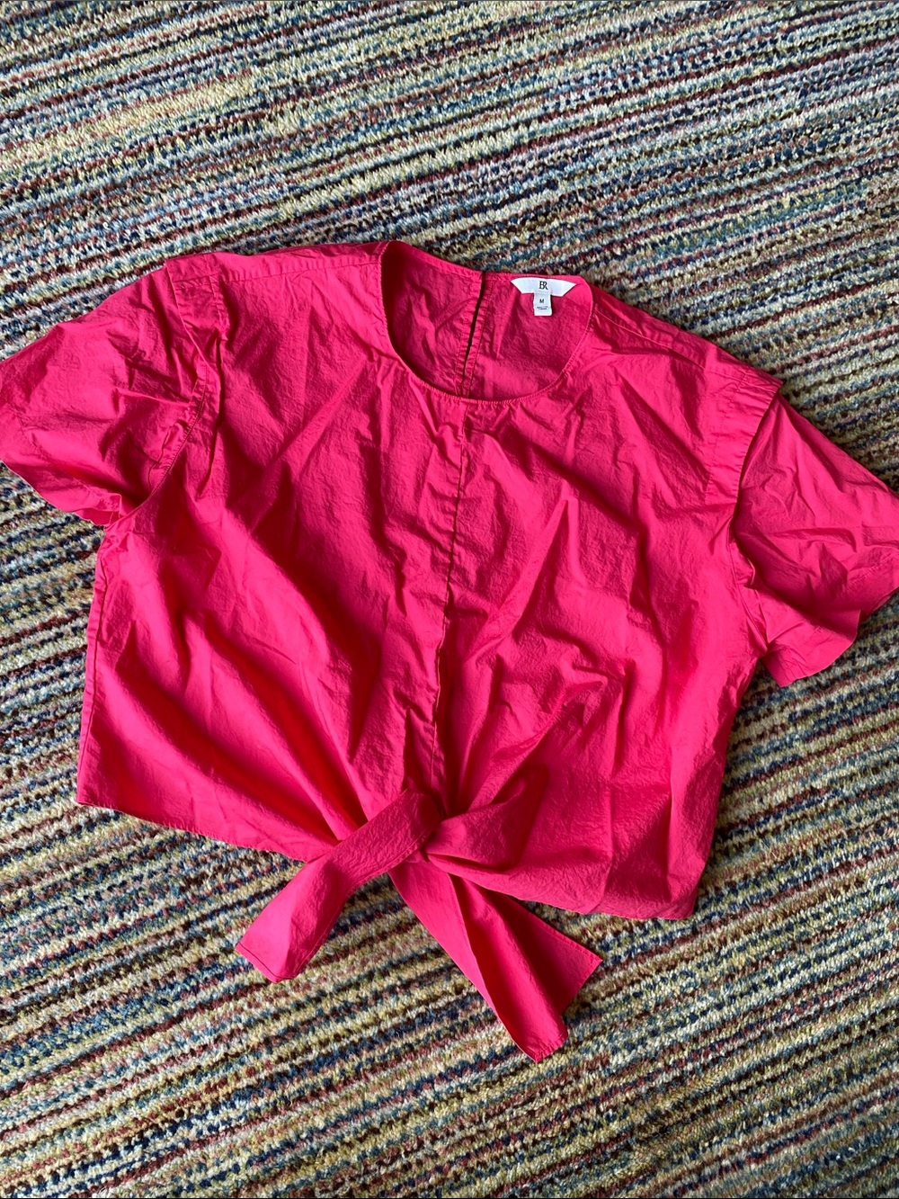 Banana Republic Hot Pink Tie-Front Short Sleeve Crop Top